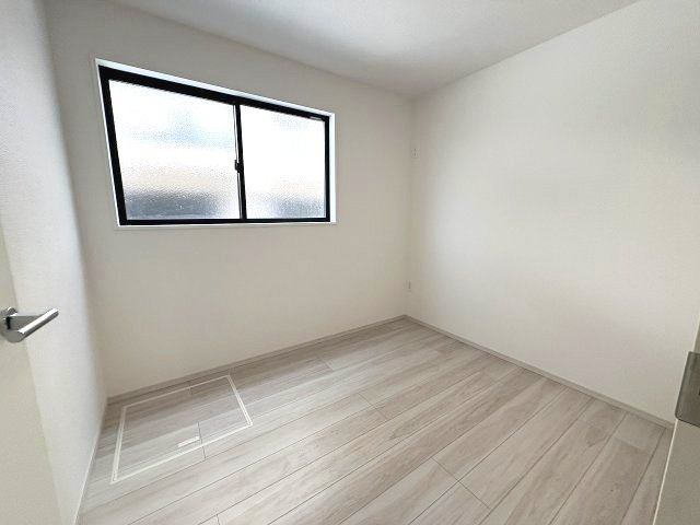 【子供部屋】 | 大野城市雑餉隈町2丁目1期　2号棟（全2棟）【仲介手数料無料・0円】 | 施工例。施工例は完成時と異なる場合があります。