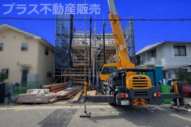 【玄関】 | 大野城市雑餉隈町2丁目1期　2号棟（全2棟）【仲介手数料無料・0円】 | 施工例。施工例は完成時と異なる場合があります。