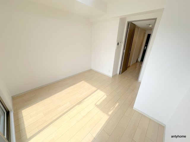 エスリード谷町六丁目　仲介手数料無料の洋室