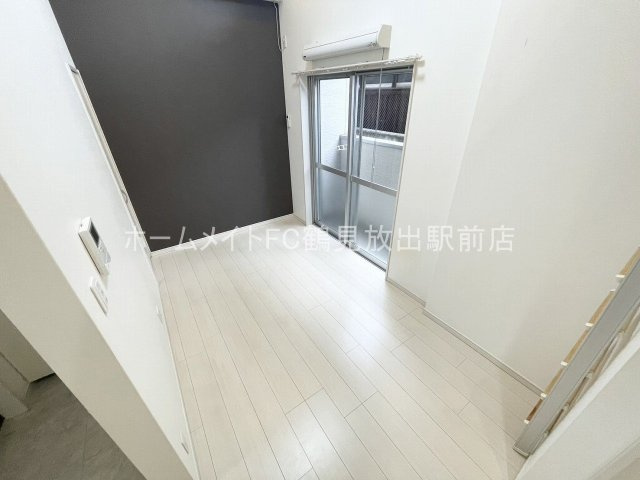 東大阪市鴻池本町のハイツの洋室