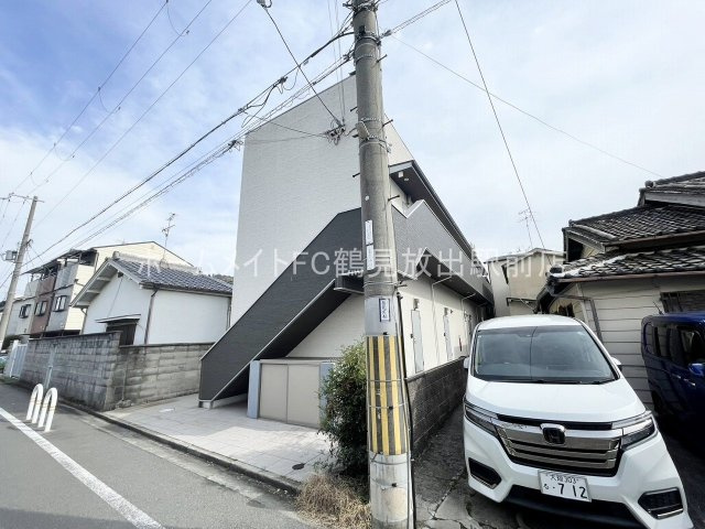 東大阪市鴻池本町のハイツの外観