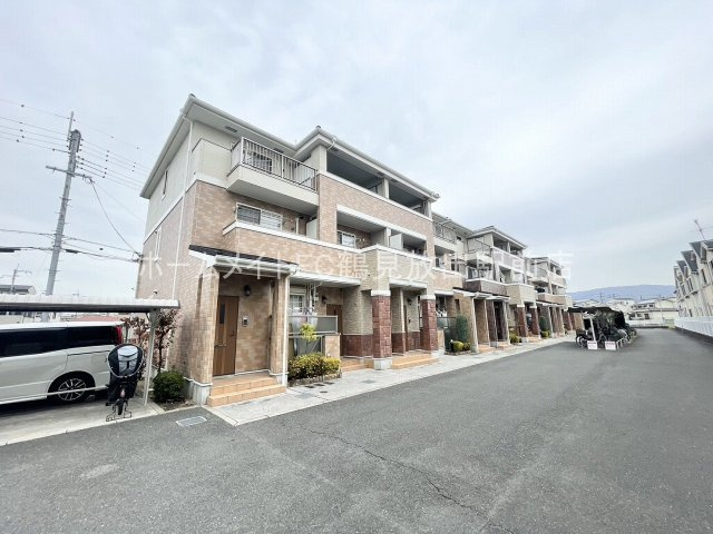 東大阪市三島２丁目のハイツ