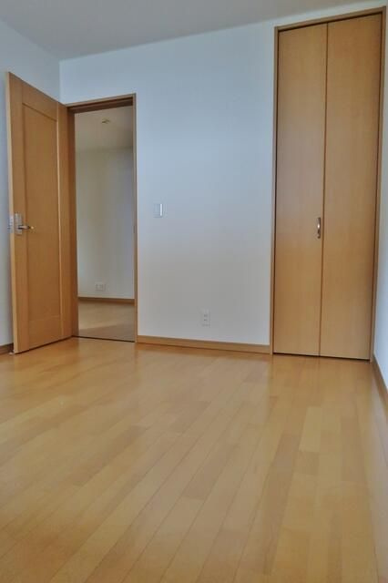 サンピア白山．の寝室