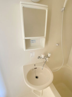 【居間・リビング】 | レニエ・ラ・ヴェルトゥ