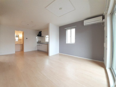 【居間・リビング】 | ユートピア