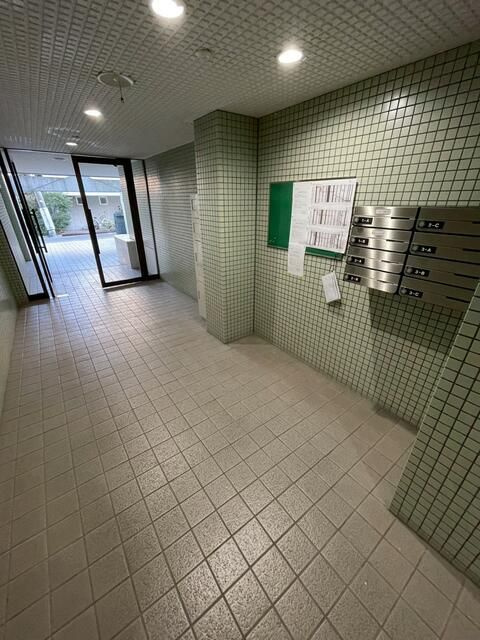 目白テラスドハウスのロビー