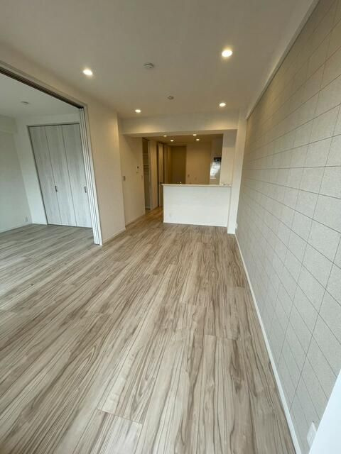 目白テラスドハウスの居間・リビング