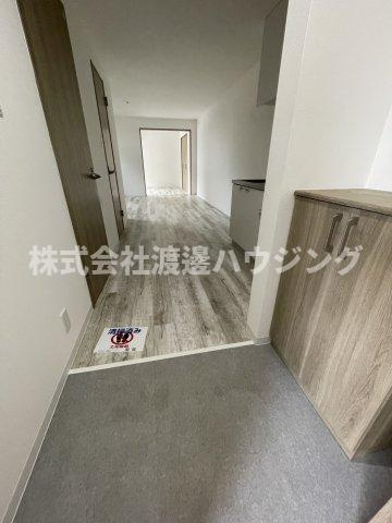 アート萱島East Aの玄関