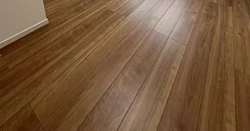 イクシオ東尾久の居間・リビング