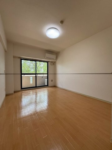 プリムヴェールの洋室|※反転タイプ