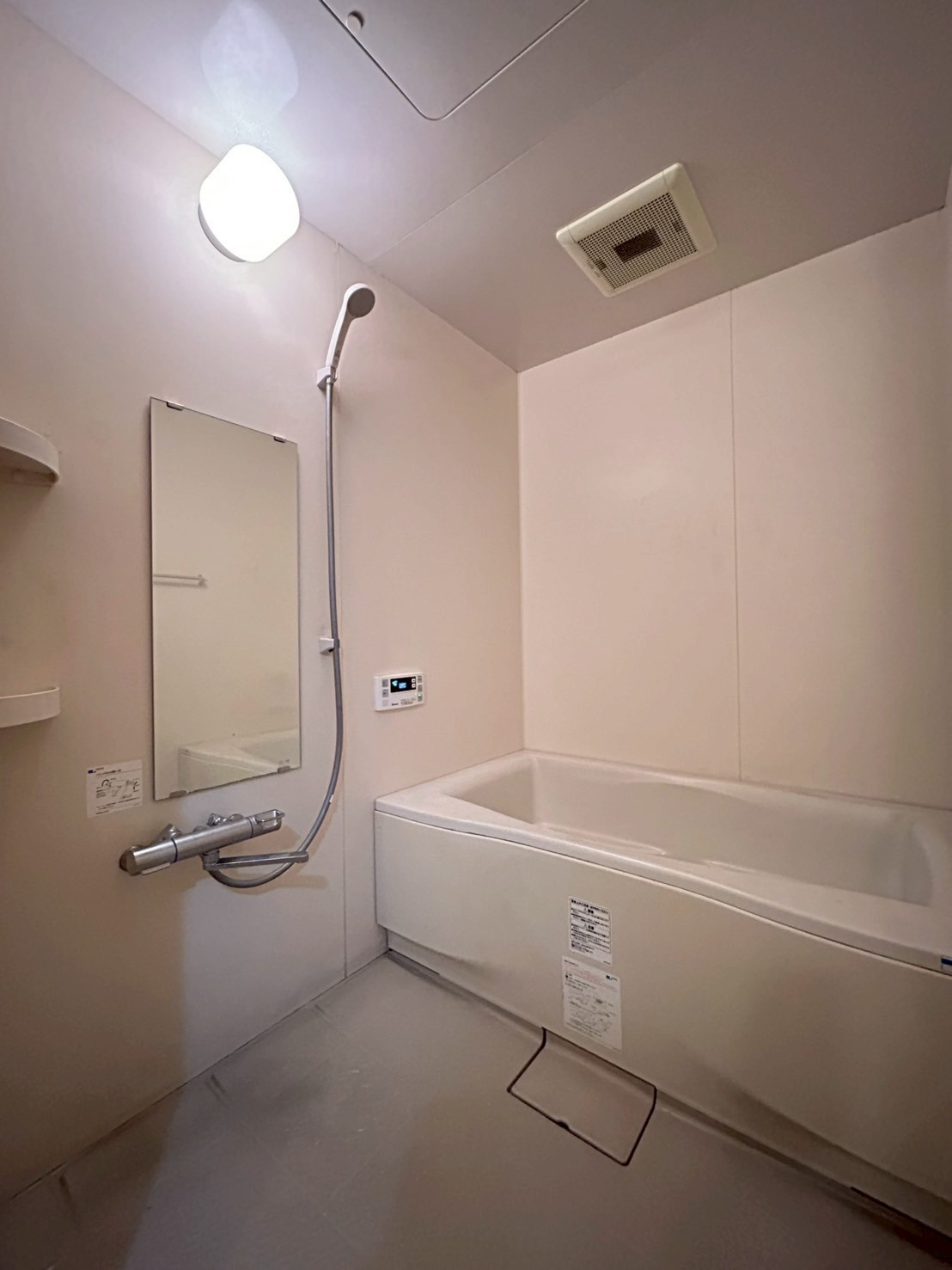 プリムヴェールの浴室|※反転タイプ