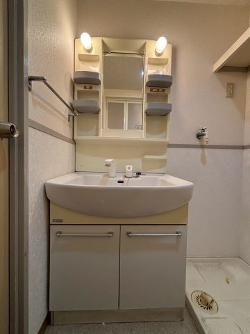 プリムヴェールの独立洗面台|※反転タイプ