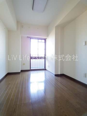 エマーレ保谷　（旧ティースガーデンホウヤ）