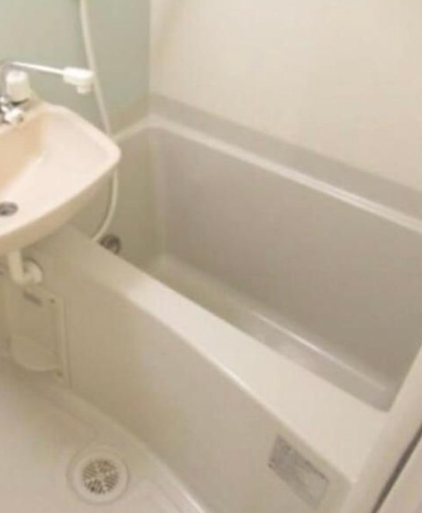 レゾナンス西新井の浴室