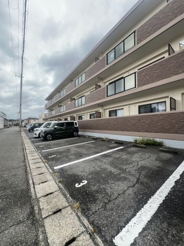 エスポワール西神戸の駐車場