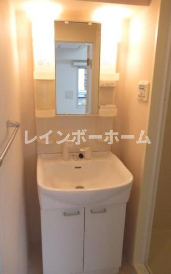 アトラスカーロ浦和常盤弐番館の独立洗面台