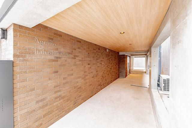 ＡＧＲＡＴＩＯ板橋本町のエントランス