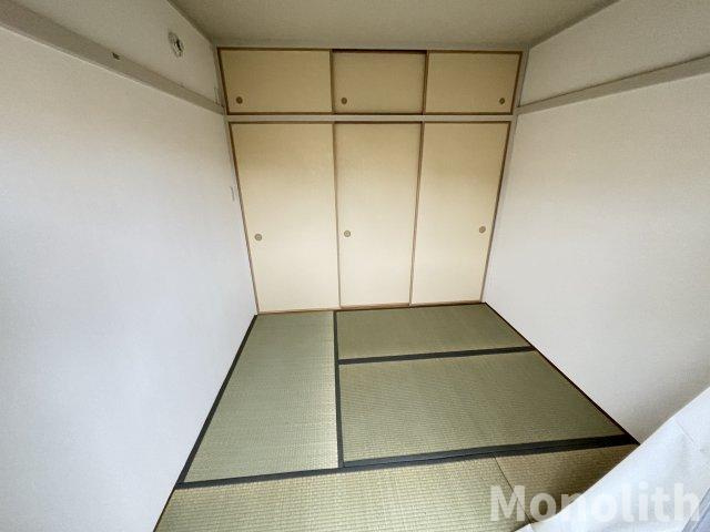 鶴山台9号棟の和室
