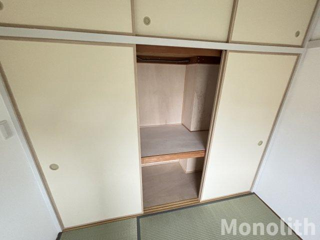 鶴山台9号棟の収納