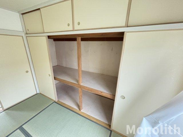 鶴山台9号棟の収納