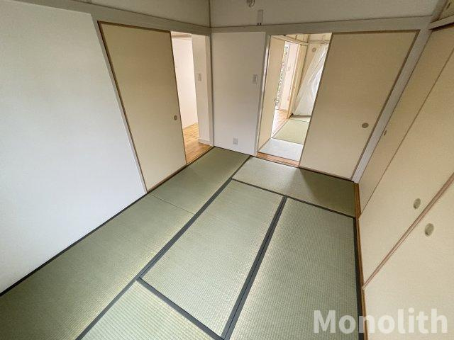 鶴山台9号棟の和室