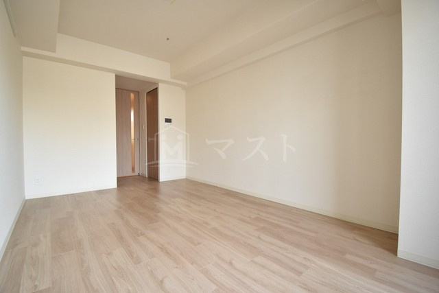 大阪市中央区北久宝寺町２丁目の賃貸マンションの居間・リビング