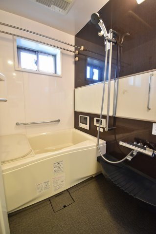 大阪市中央区松屋町の賃貸マンションの浴室|他号室参考写真