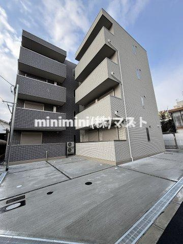 大阪市中央区上本町西２丁目の賃貸マンションの外観