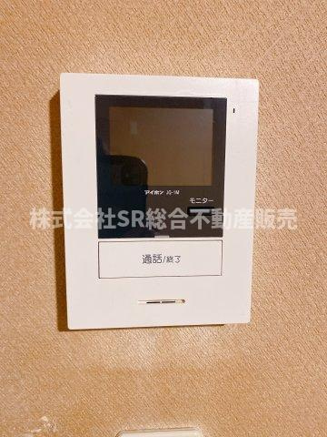 六万寺町1丁目中古戸建の防犯設備|モニター付きインターホンがあり女性やお子様にも安心です！