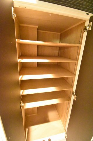 大阪市中央区南船場２丁目の賃貸マンションの収納