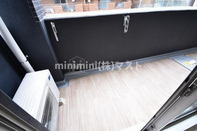 大阪市中央区和泉町２丁目の賃貸マンションのバルコニー