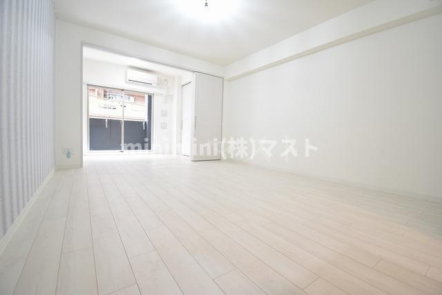 大阪市中央区和泉町２丁目の賃貸マンションの居間・リビング