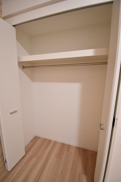 大阪市中央区瓦屋町２丁目の賃貸マンションの収納