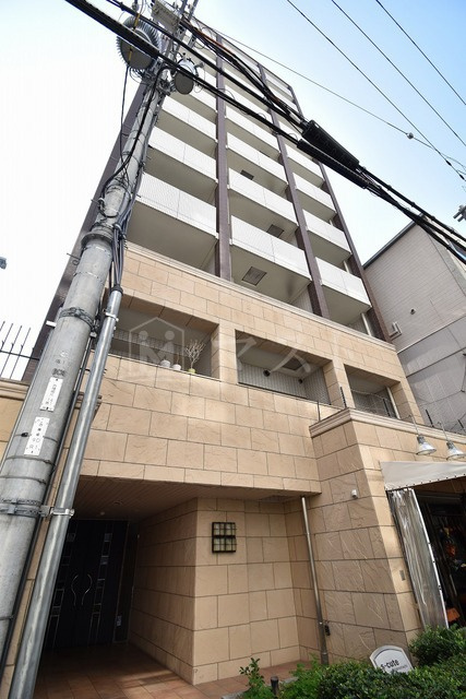 大阪市中央区平野町４丁目の賃貸マンションの外観