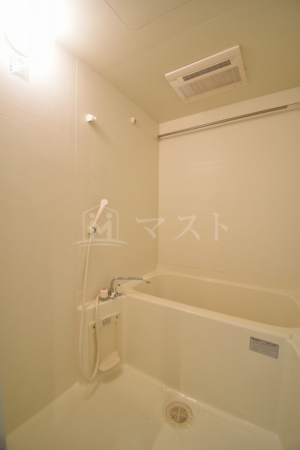 大阪市中央区平野町４丁目の賃貸マンションの浴室