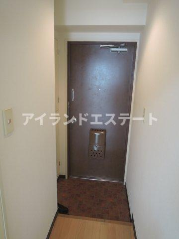 アルス三軒茶屋　高層階　陽当たり良好　浴室乾燥機の玄関