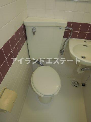 アルス三軒茶屋　高層階　陽当たり良好　浴室乾燥機のトイレ