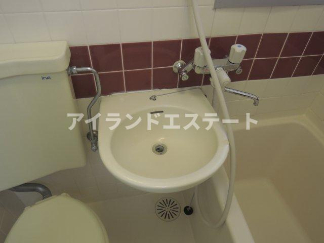 アルス三軒茶屋　高層階　陽当たり良好　浴室乾燥機の洗面所