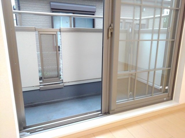 ブリアン　オーブのバルコニー