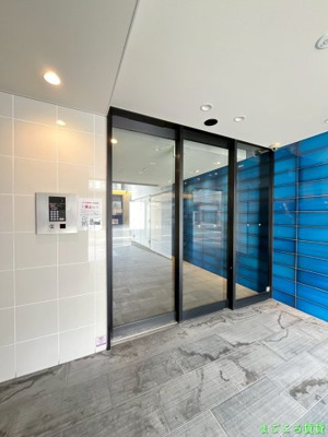 【エントランス】 | セオリー難波WEST