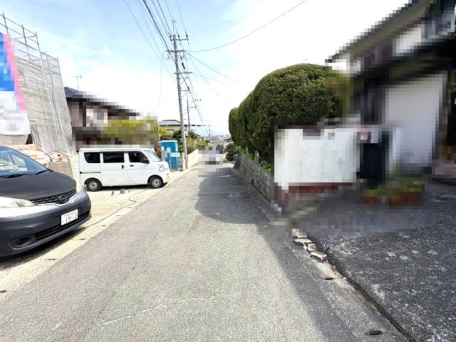 【その他】 | 大野城市平野台1丁目第7　1号棟（全2棟）【仲介手数料無料・0円】 | 現地写真。前面道路です。