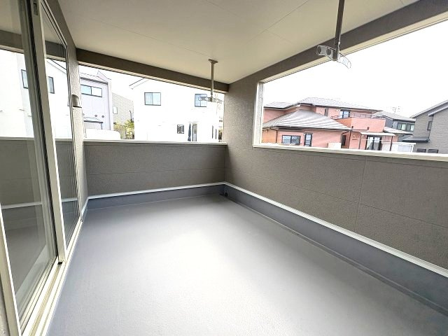 【バルコニー】 | 大野城市平野台1丁目第7　1号棟（全2棟）【仲介手数料無料・0円】 | 施工例。施工例は完成時と異なる場合があります。