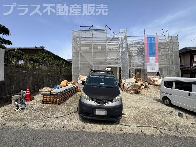 【玄関】 | 大野城市平野台1丁目第7　1号棟（全2棟）【仲介手数料無料・0円】 | 施工例。施工例は完成時と異なる場合があります。