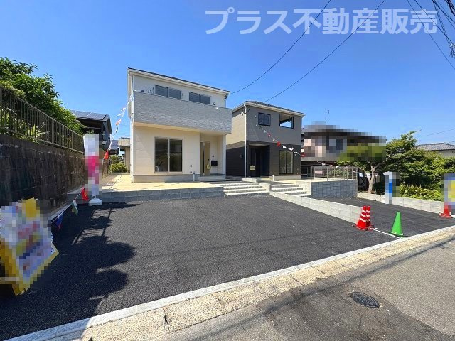 【外観】 | 大野城市平野台1丁目第7　1号棟（全2棟）【仲介手数料無料・0円】 | 現地写真。プラス不動産販売なら、現場の全ての棟をまとめてご見学頂けます。
