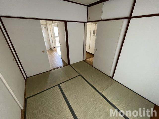 鶴山台19号棟の和室