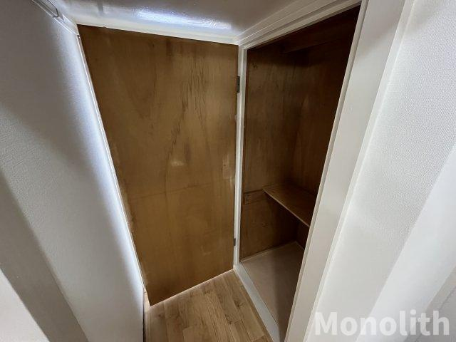 鶴山台19号棟の収納
