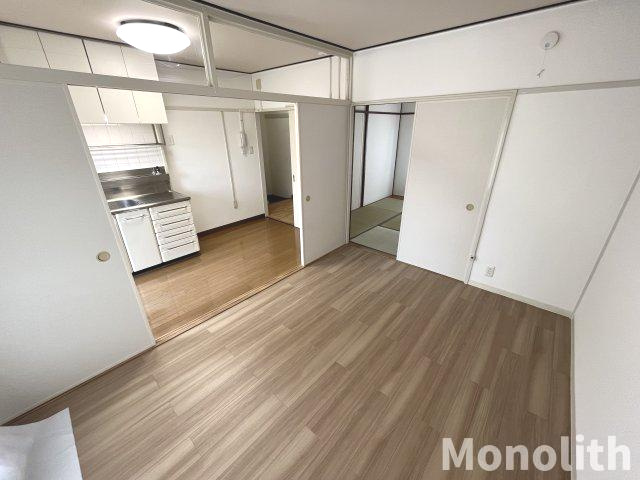 鶴山台19号棟の内装