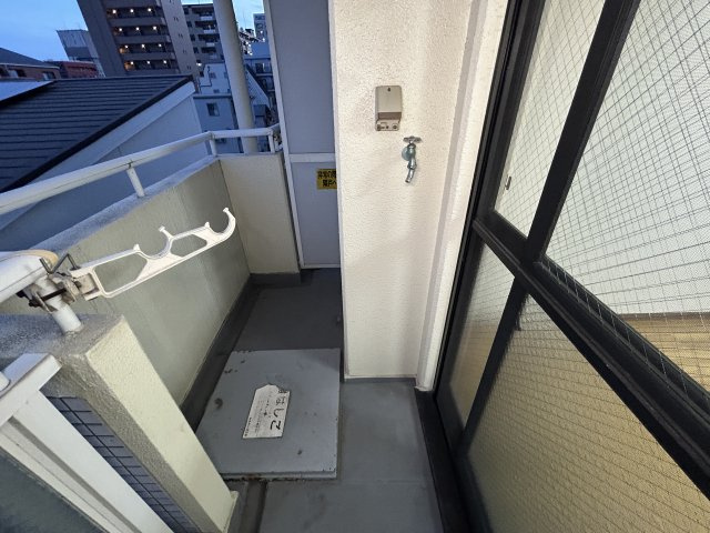 シンプルライフ六甲のバルコニー