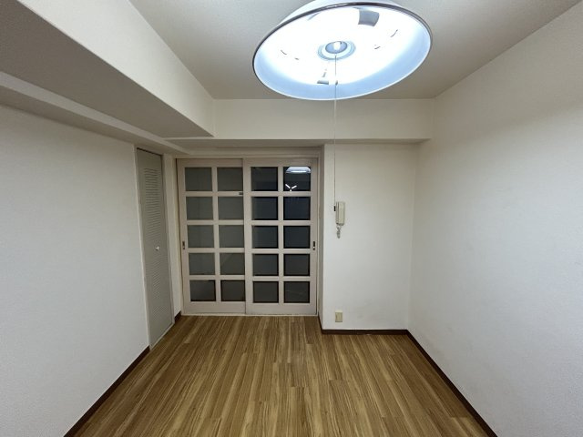 シンプルライフ六甲の洋室