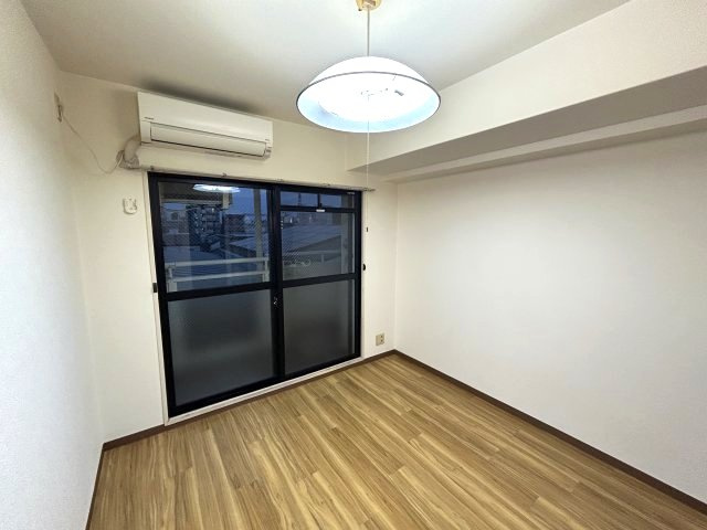 シンプルライフ六甲の寝室